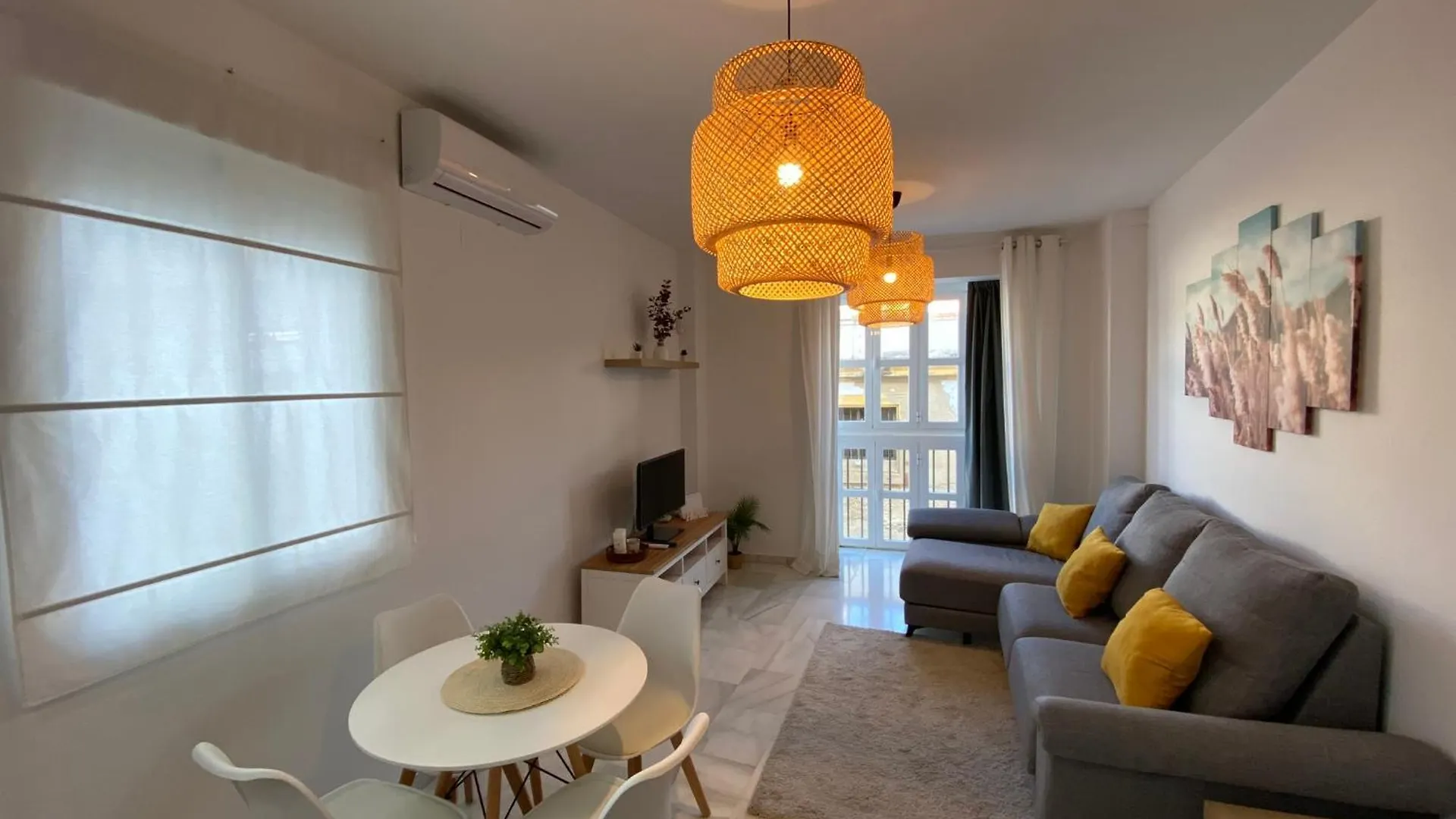 Apartamento En Centro Con Garaje location